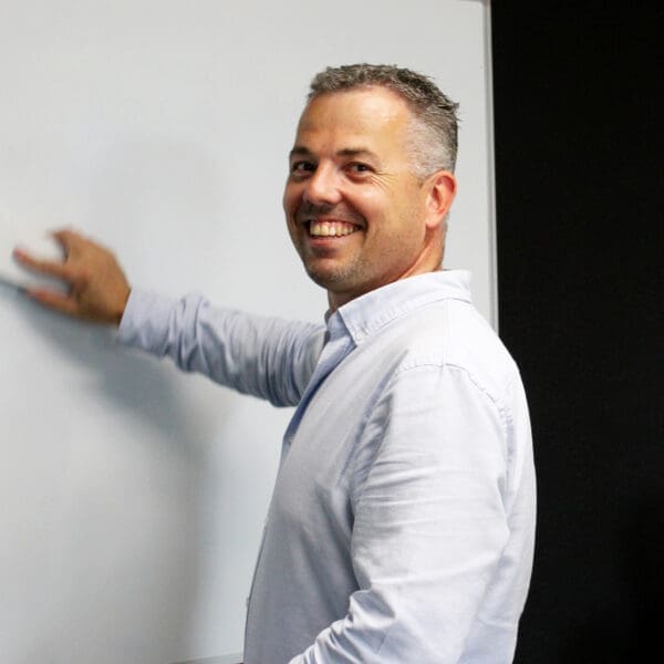 Employee of lightswing