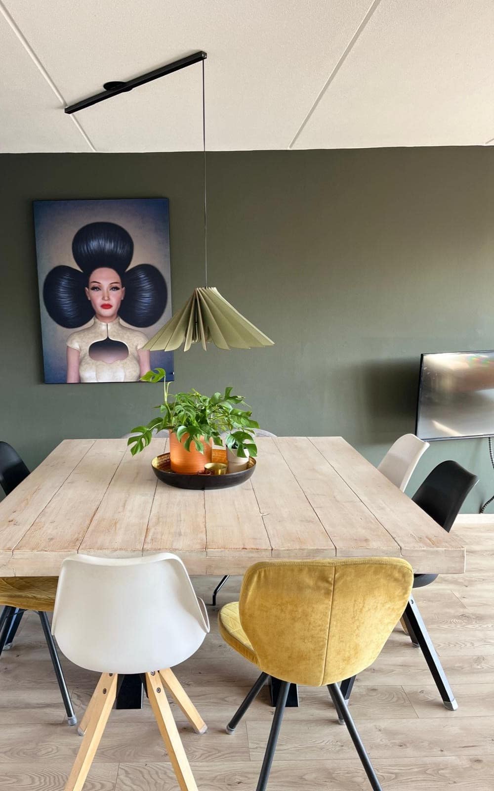 Lightswing® Single Matt Black with Pendant Light Novo Dusty Green above dining table in modern dining room